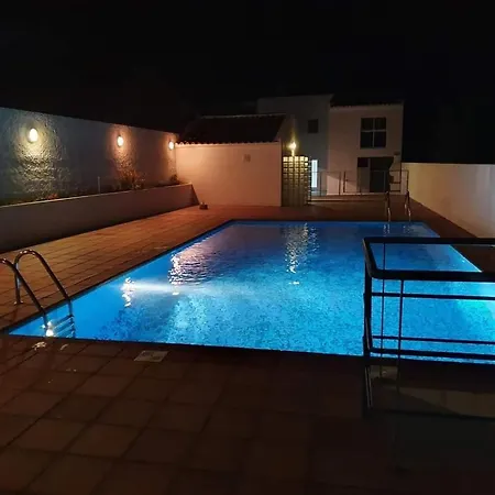 Casa Dos Amigos Feriehus